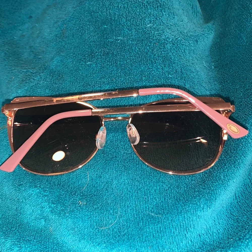 Oscar‎ De La Renta Cat Eye Sunglasses